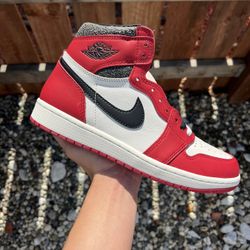 Jordan 1 High Lost and Found (Size 2Y, 2.5Y, 5.5Y, 6.5Y, 7Y)
