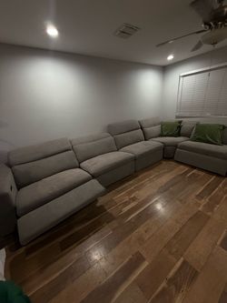 Large Gray Fabric Sectional Sofa with Recliner