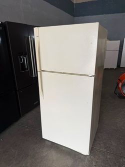 30” Top freezer Beige refrigerador fridge heladera working good condition delivery services
