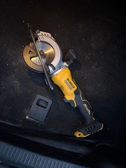 DeWalt 20V Brushless Circular Saw