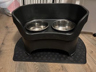 Neater eater dog bowl XL and Mat
