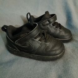 Infant Nike Size 7