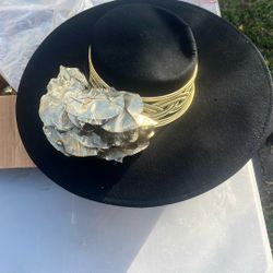 Lady’s Dress Hats