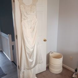 Size 6 Wedding dress