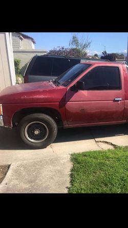 Nissan D21 Parts