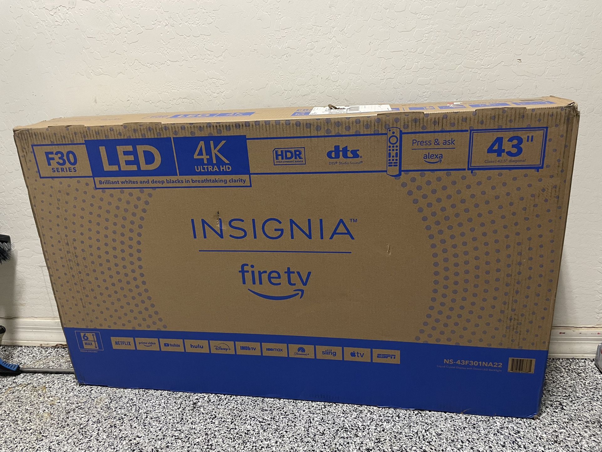 Insignia 43" Class F30 LED 4K UHD Smart Fire tV