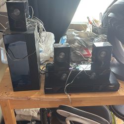 Samsung Surround Sound System 