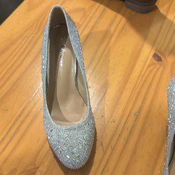 Sparkle shoes