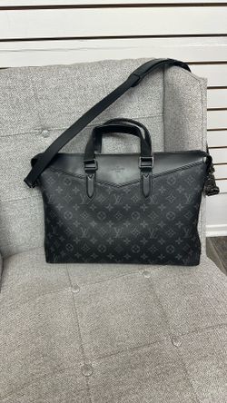 Louis Vuitton Men’s Explorer briefcase