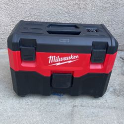 Milwaukee M18 2 Gallon Wet/Dry Vacuum (tool only)
