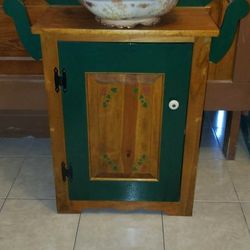 Vintage Wood Wash Stand - accent hunter green