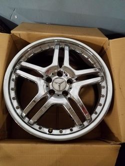 4 Mercedes Benz 20x9 C class? Chrome 10 spoke 5 lug rims with emblem used