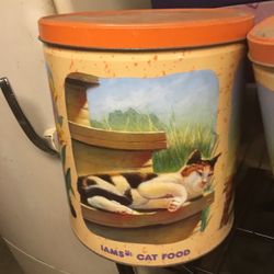 Vintage pet supplies￼