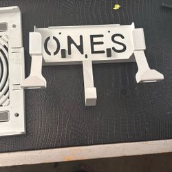 Xbox Ones S Wall Mount