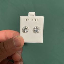 14 KT GOLD LAD DIAMOND