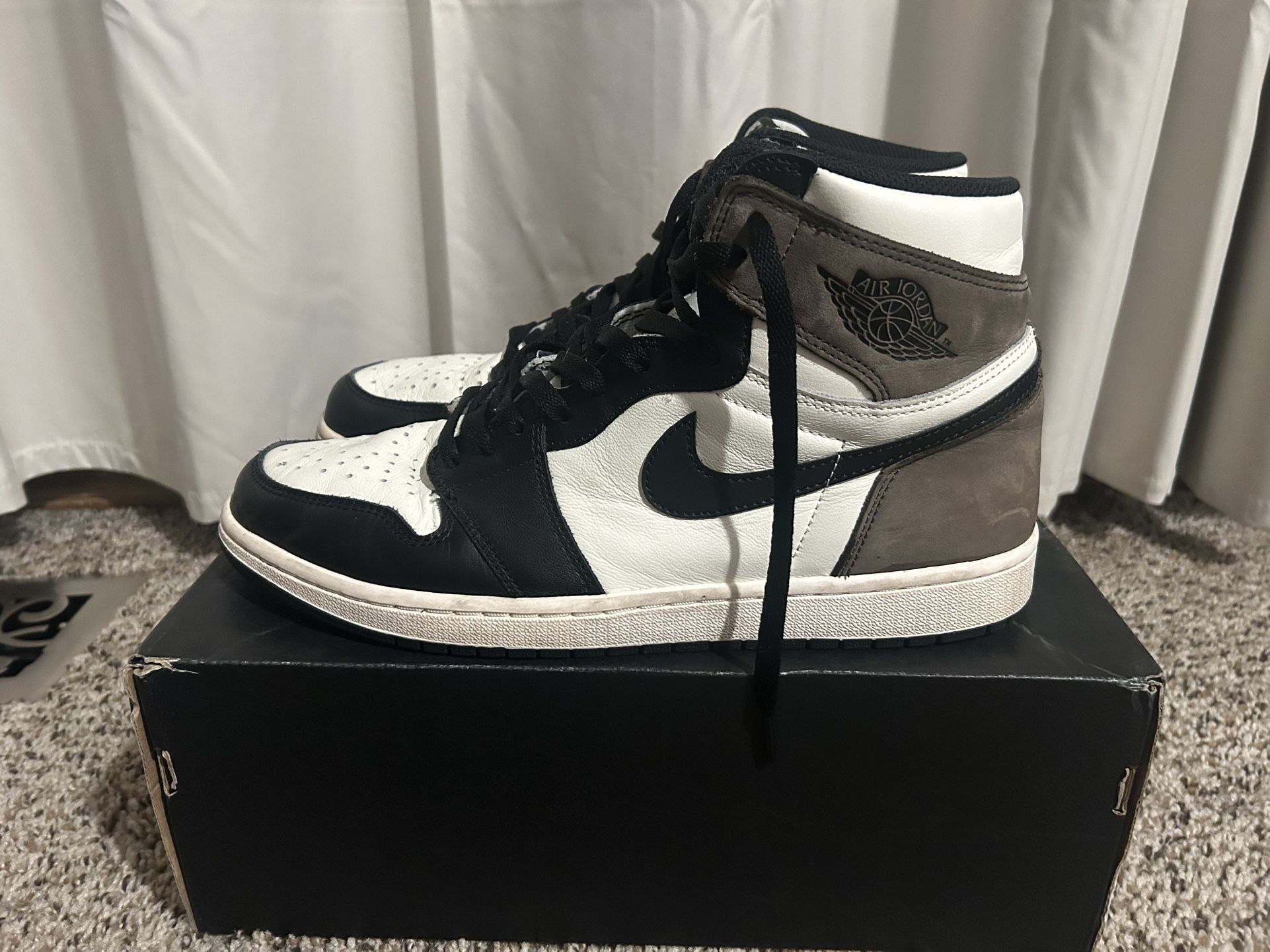 Jordan 1 OG ‘Dark Mocha’ US Mens 11.5