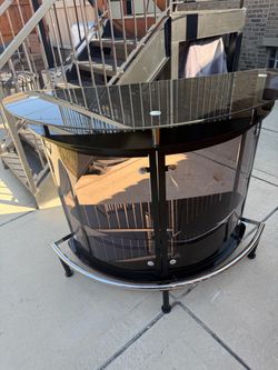 Acrylic Bar & Stools