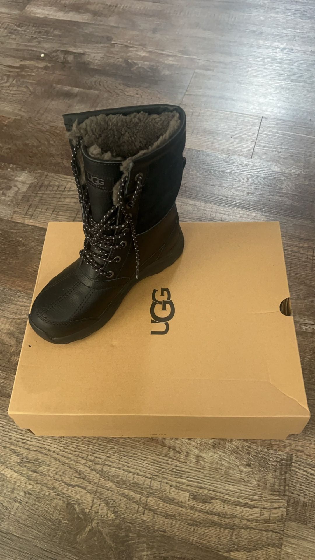UGG Boots 