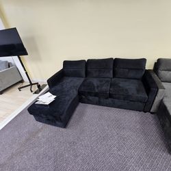 SLEPER SOFA  ( COMVERTIBLE COUCH)