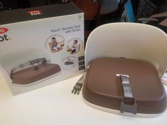 BOOSTER SEAT