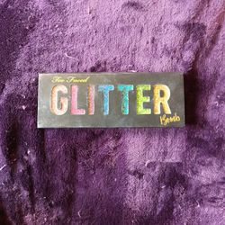 Too Faced Glitter Bomb Pallete