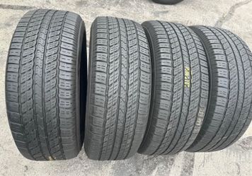 Set 225/65-17 Toyo con el 80% de Vida