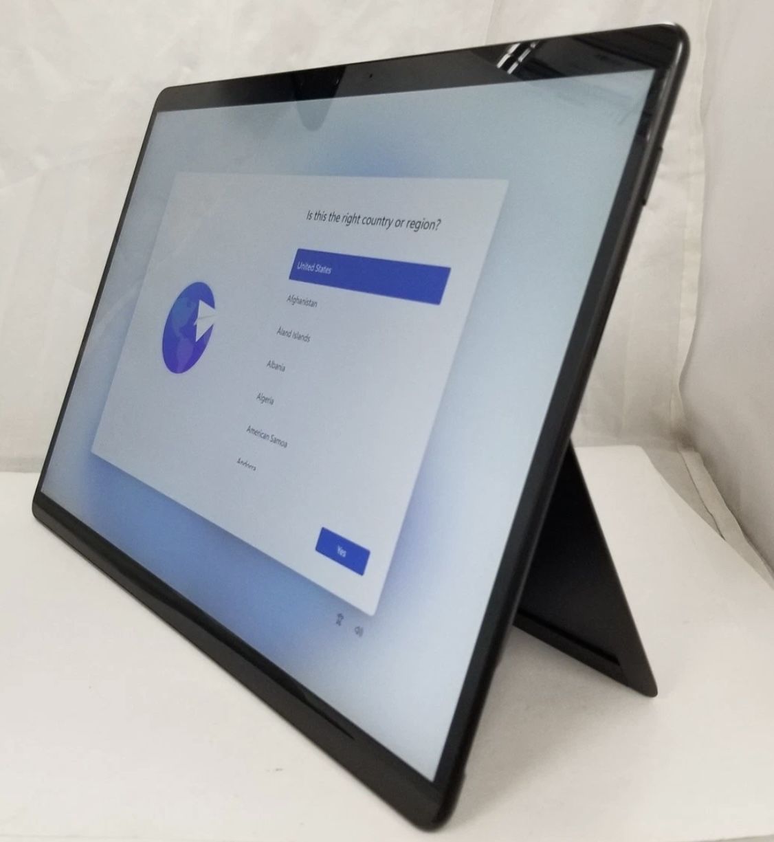 Microsoft Surface Pro X 1876 8gb 256gb LTE