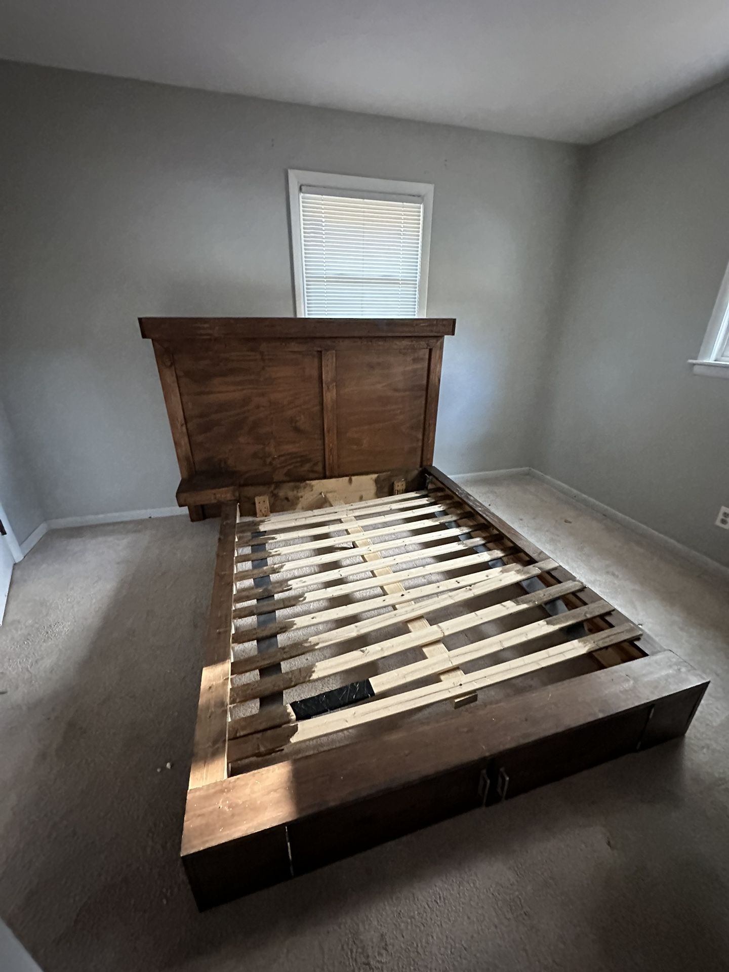 Full Size Bedframe 