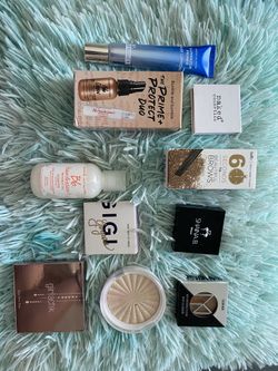 Make up kit
