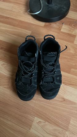 Nike uptempo size 9.5