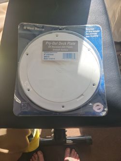 West Marine 6-in Boat Deck Plate
