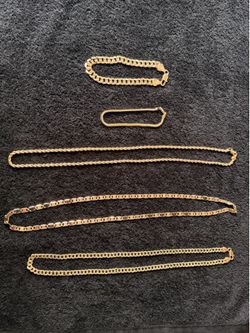 14k gold plated (NEW) never worn