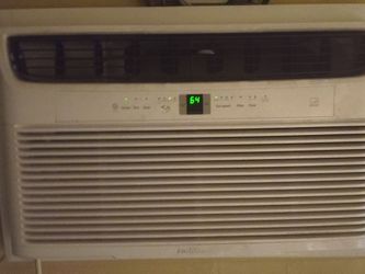 Frigidaire 12,000 BTU air conditioner