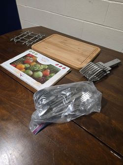 Kitchen Lot – Cutting Board, Flatware & More