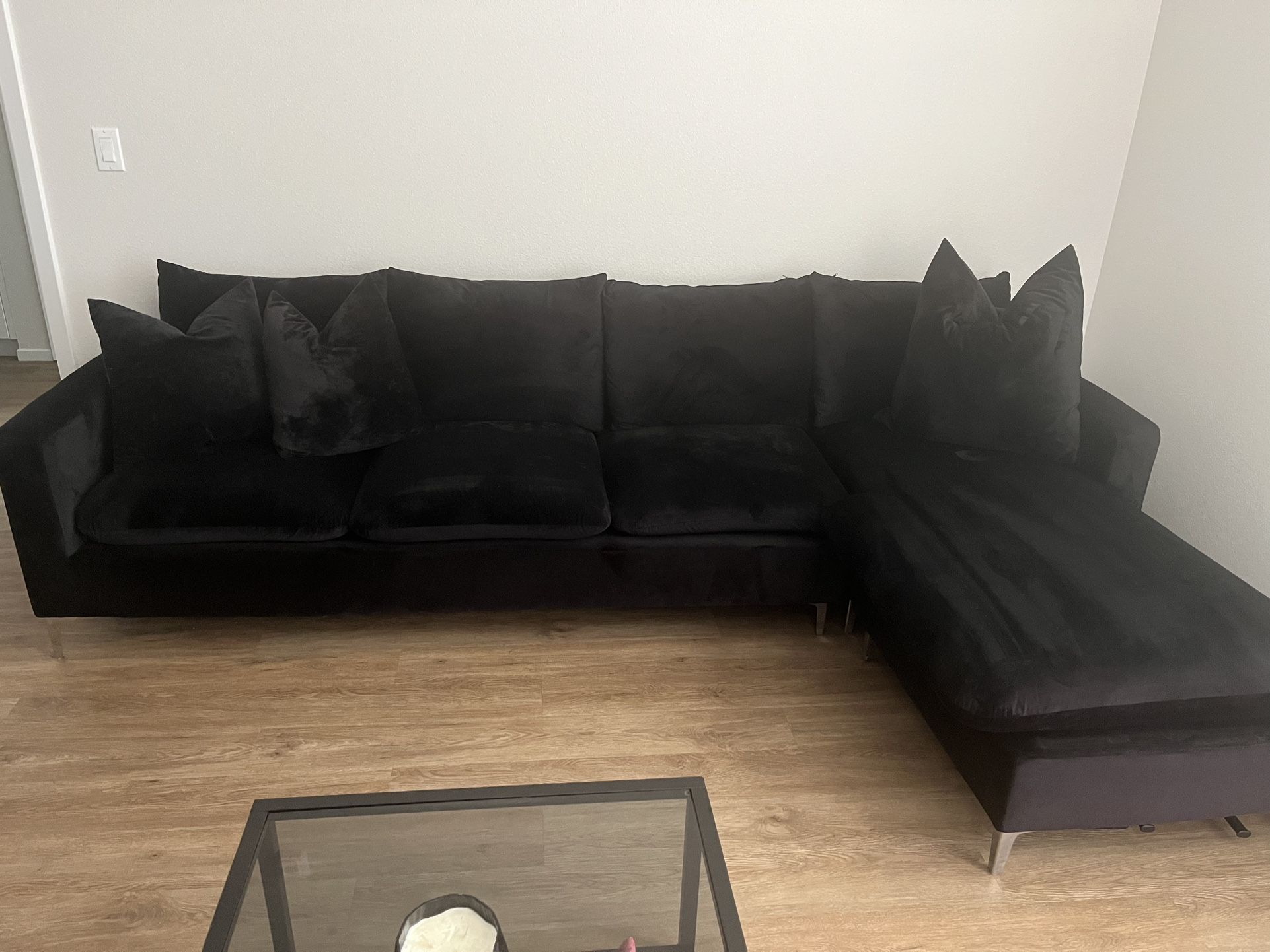 Black Velvet Chaise Longe Sectional