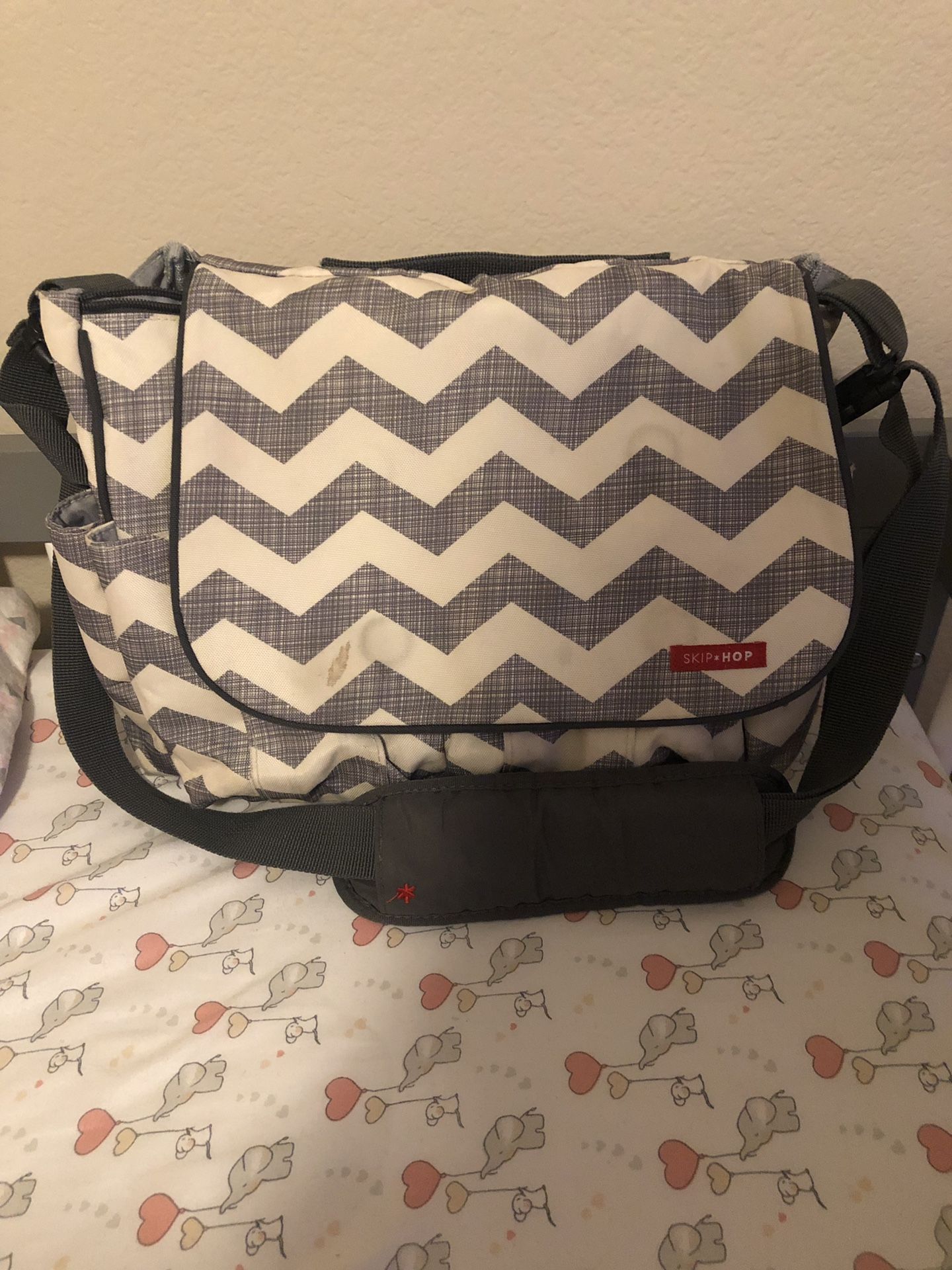 Skip hop diaper bag