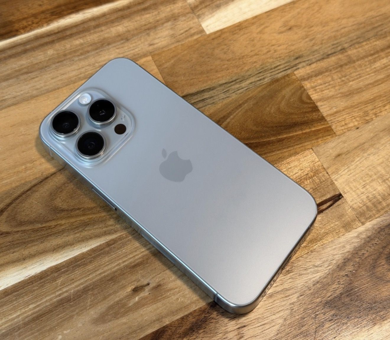 NEW iPhone 15 Pro Max 512GB