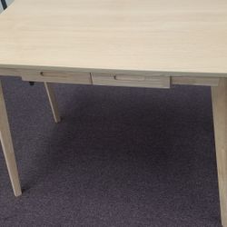 Multiple Desks Available 