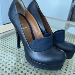 Fendi Black Pumps