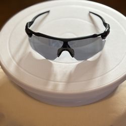 Oakley Sun Glasses 