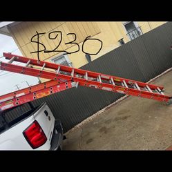 Excelente condition, diferente sizes, fiberglass extension ladders