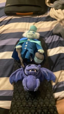 Disney park haunted mansion hatbox ghost $200 OBO