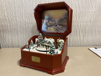 ARDLEIGH ELLIOT Thomas Kinkade “Holiday Memories” Collectible Music Box #B2250 (Power Cord Not Included)