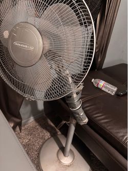 Fan soleus air with remote