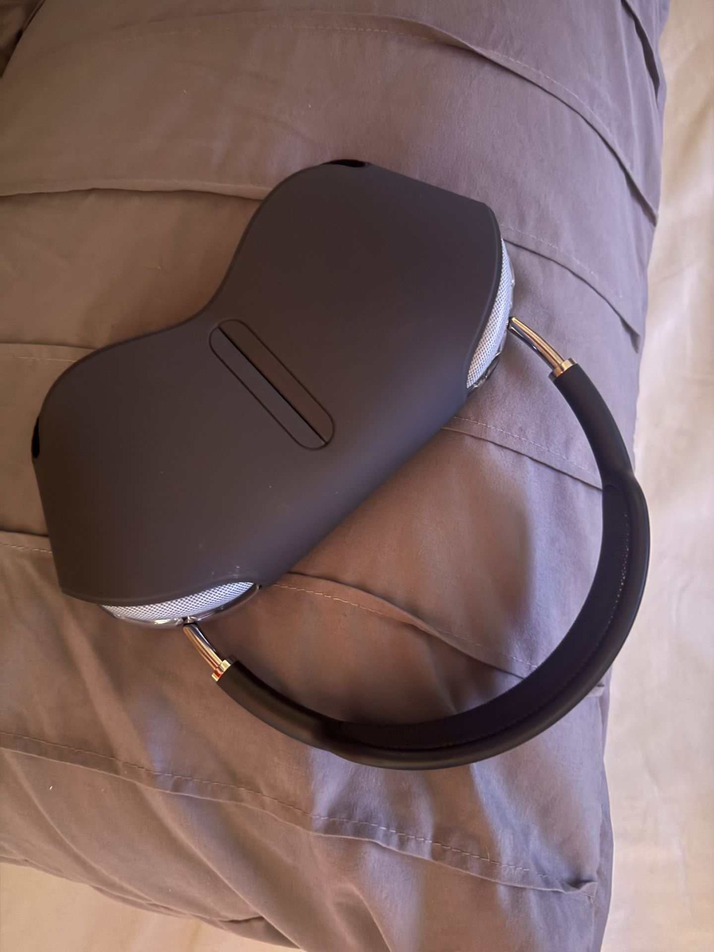 Airpod Maxes