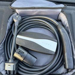GEN 2 Tesla Mobile Charger