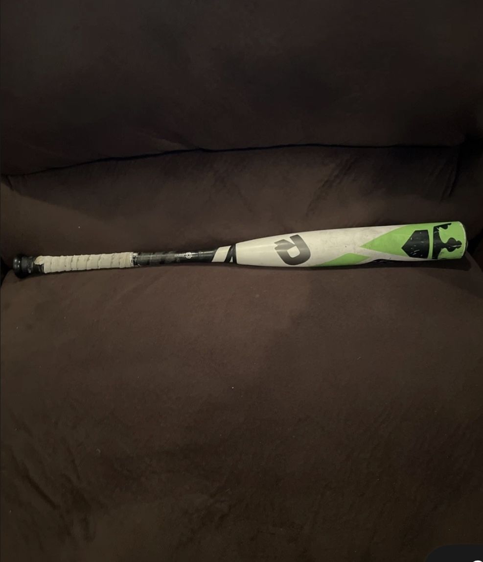 2017 DeMarini CF Green Zen 32/27 (-5) USSSA Baseball Bat W/vukgrip Moderate Use