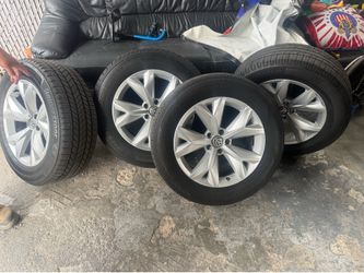 Volkswagen Atlas 18 inch tires/wheels