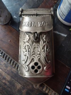Vintage Mail Box