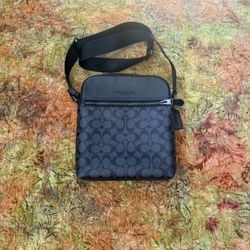 Coach Houston Flight Bag 